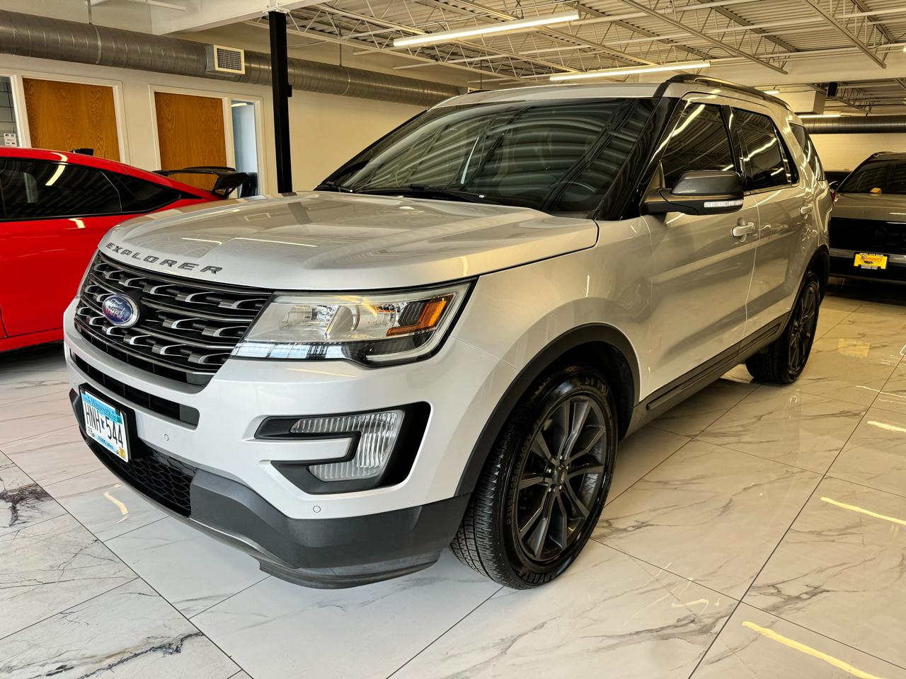 Ford Explorer 4dr XLT 4WD 2017