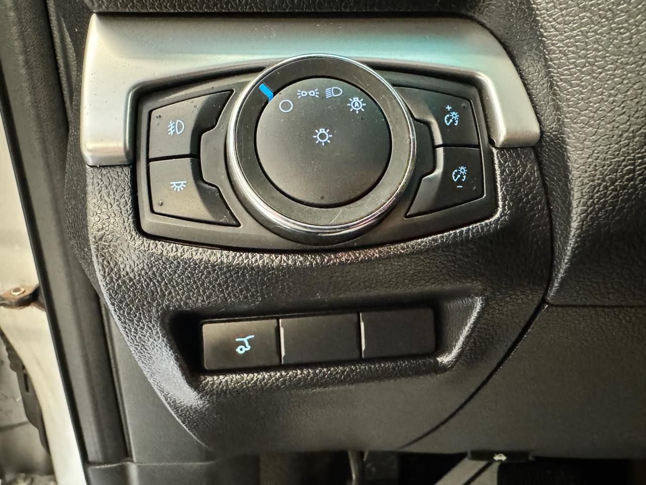 Ford Explorer 4dr XLT 4WD 2017