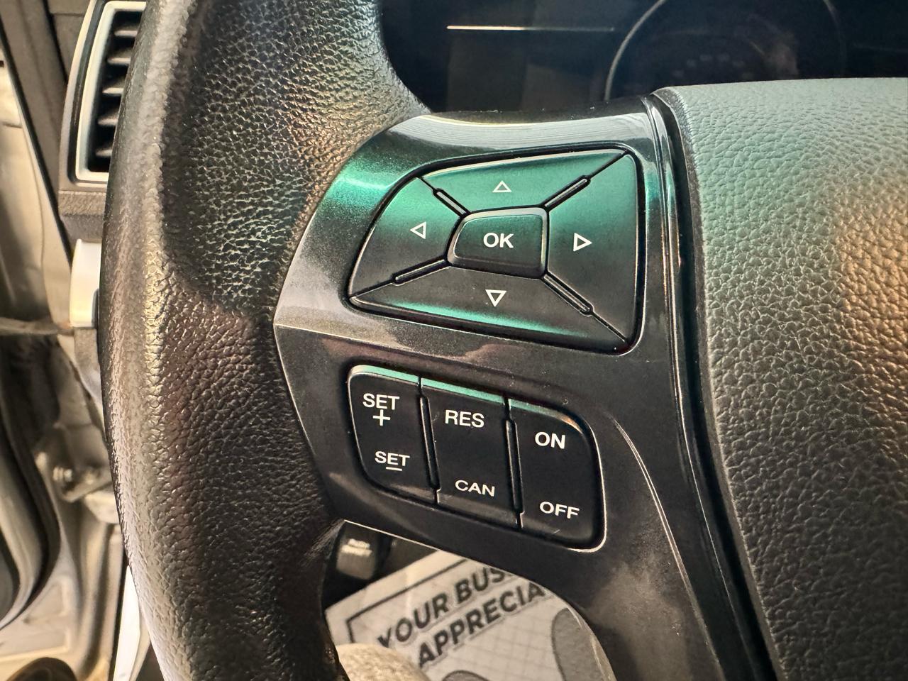 Ford Explorer 4dr XLT 4WD 2017