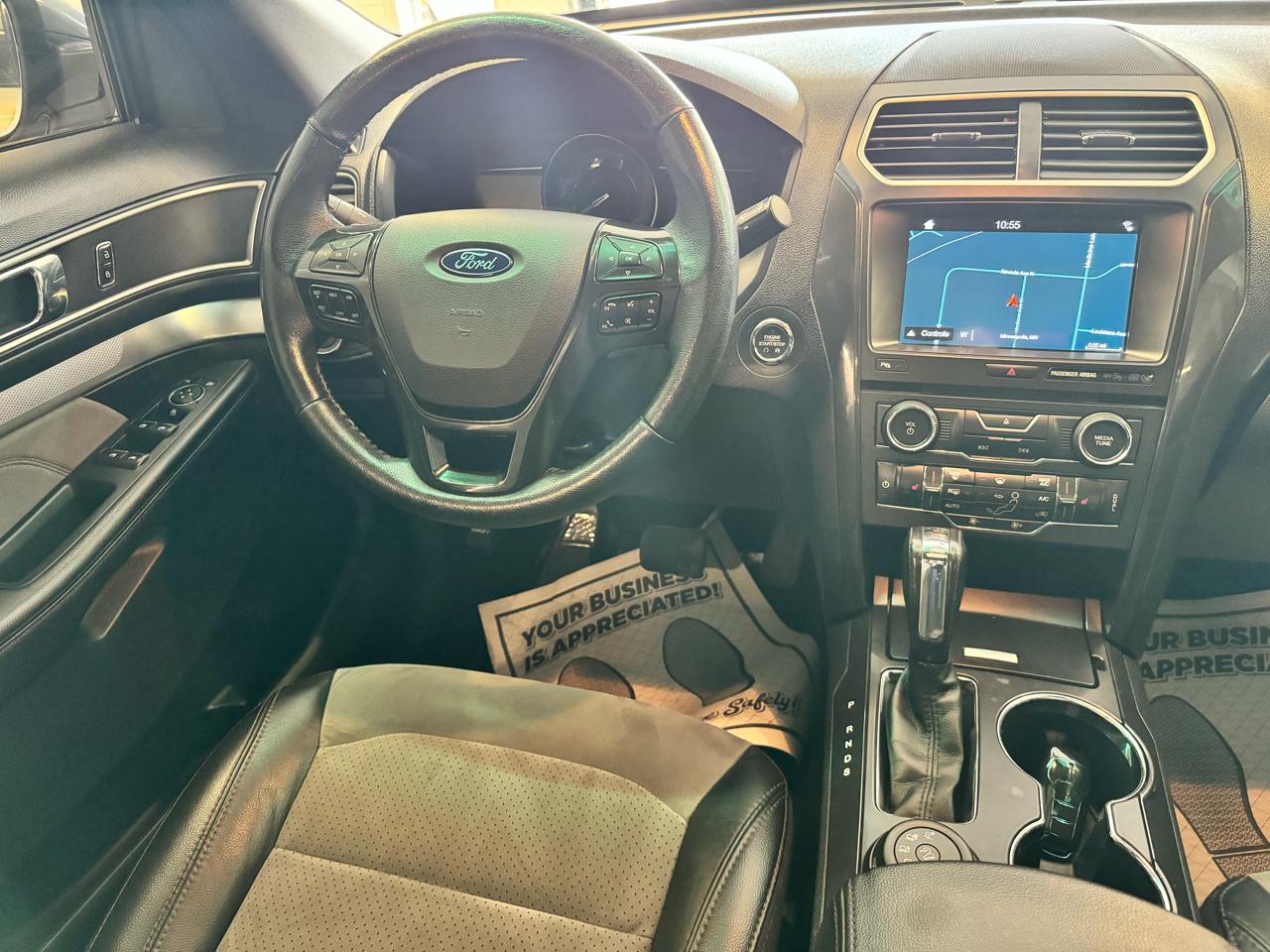 Ford Explorer 4dr XLT 4WD 2017