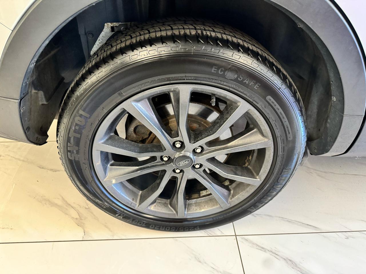 Ford Explorer 4dr XLT 4WD 2017