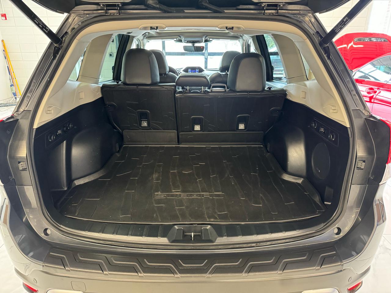 Subaru Forester Touring CVT 2023