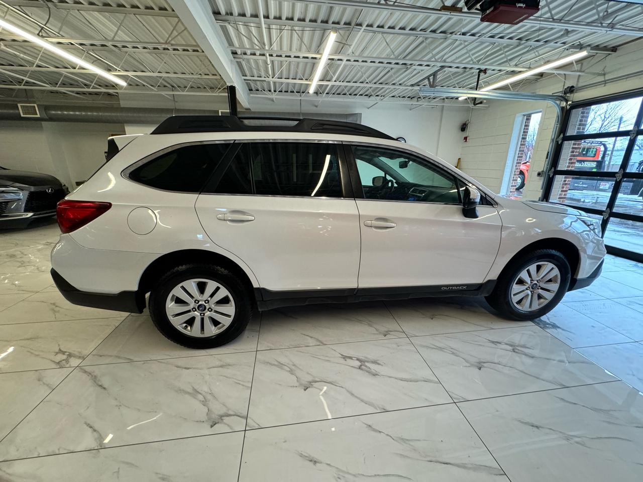 Subaru Outback 2.5i Premium 2019