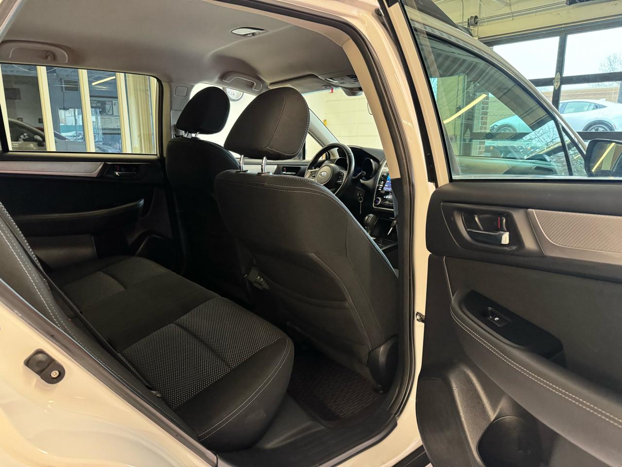 Subaru Outback 2.5i Premium 2019