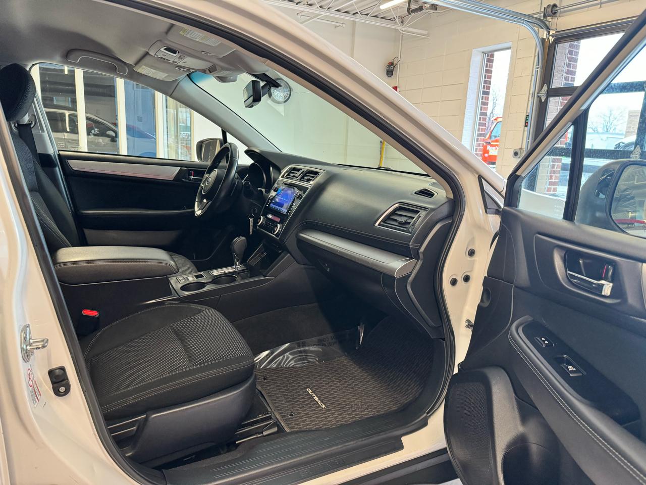 Subaru Outback 2.5i Premium 2019