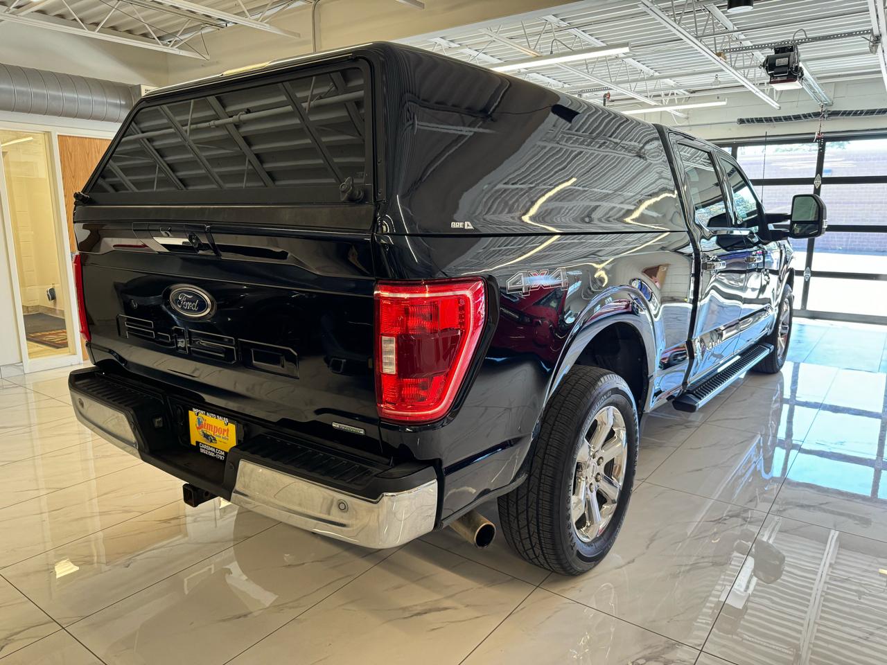 Ford F-150 4WD SuperCrew 150" XLT 2023