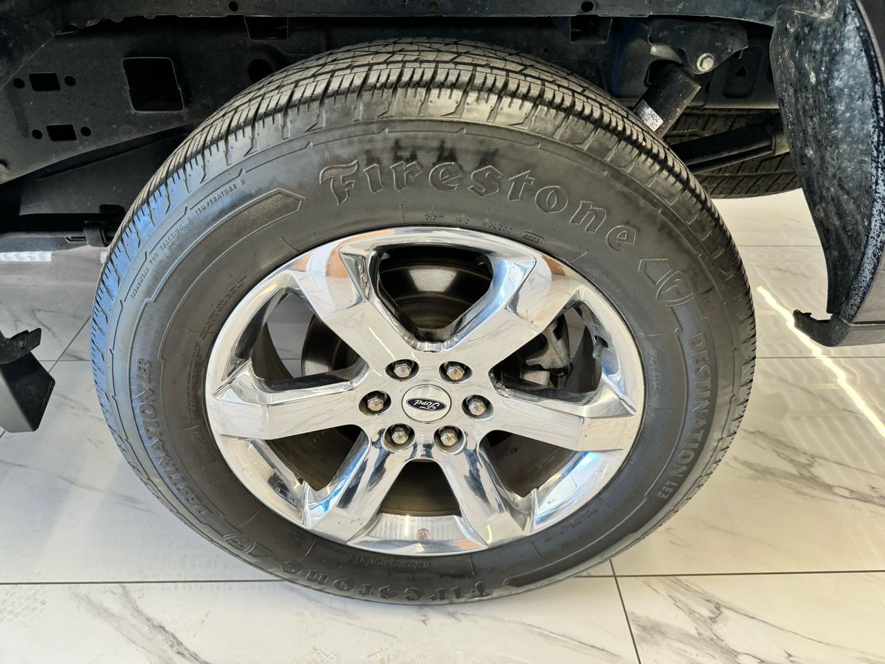 Ford F-150 4WD SuperCrew 150" XLT 2023