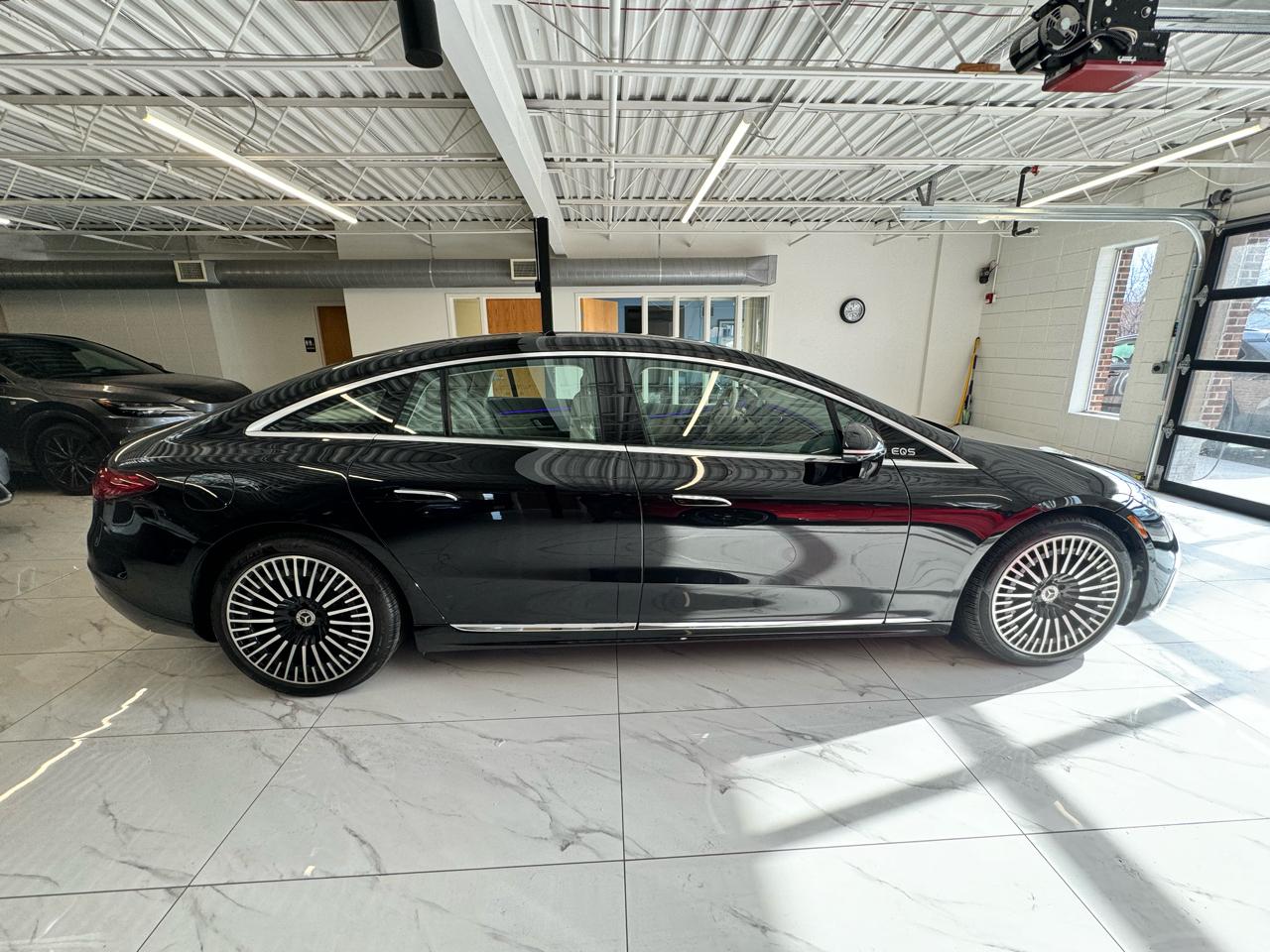 Mercedes-Benz EQS EQS 450 4MATIC Sedan 2023