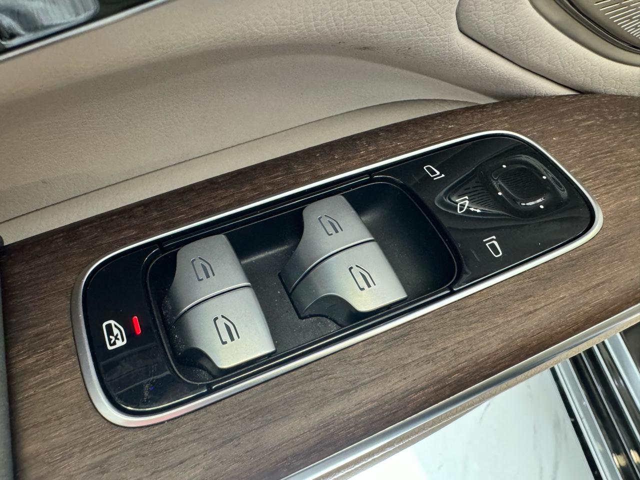 Mercedes-Benz EQS EQS 450 4MATIC Sedan 2023