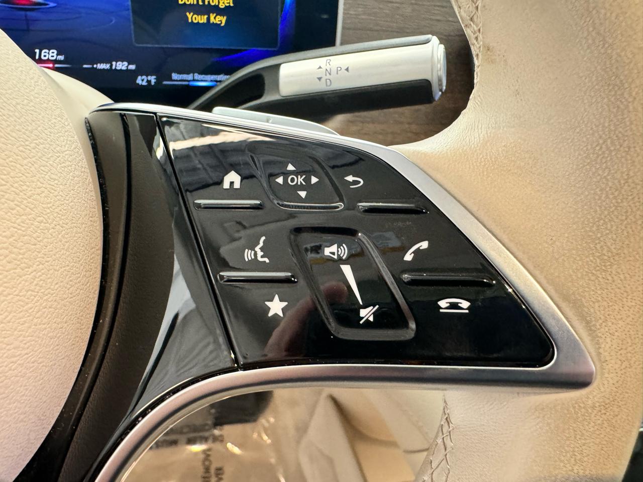 Mercedes-Benz EQS EQS 450 4MATIC Sedan 2023