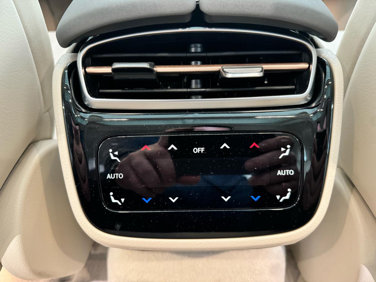 Mercedes-Benz EQS EQS 450 4MATIC Sedan 2023