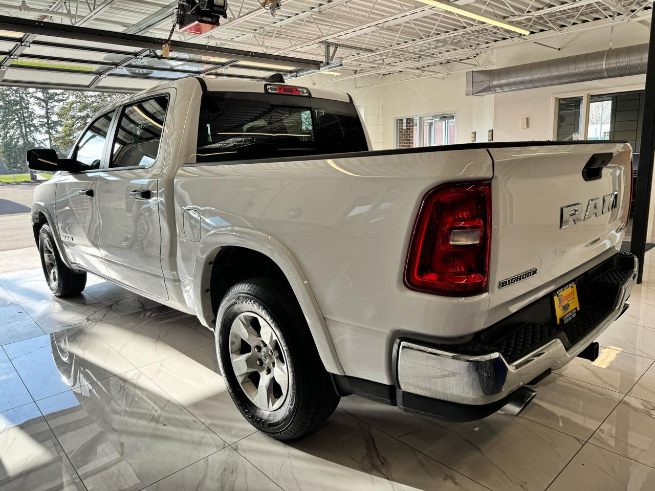 RAM 1500 Big Horn 4x4 Crew Cab 5'7" Box 2025