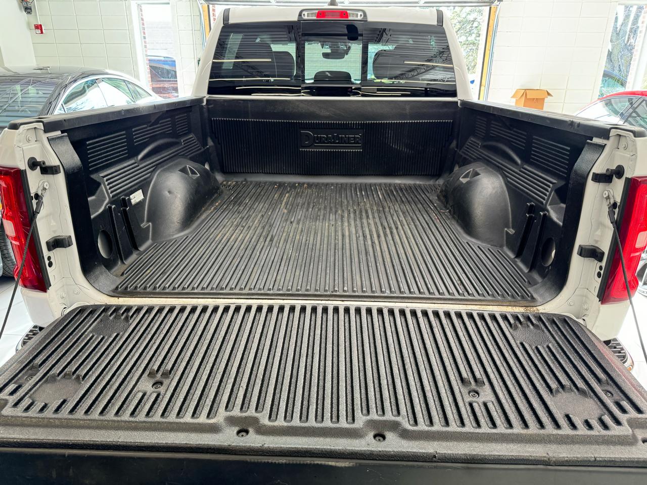 RAM 1500 Big Horn 4x4 Crew Cab 5'7" Box 2025