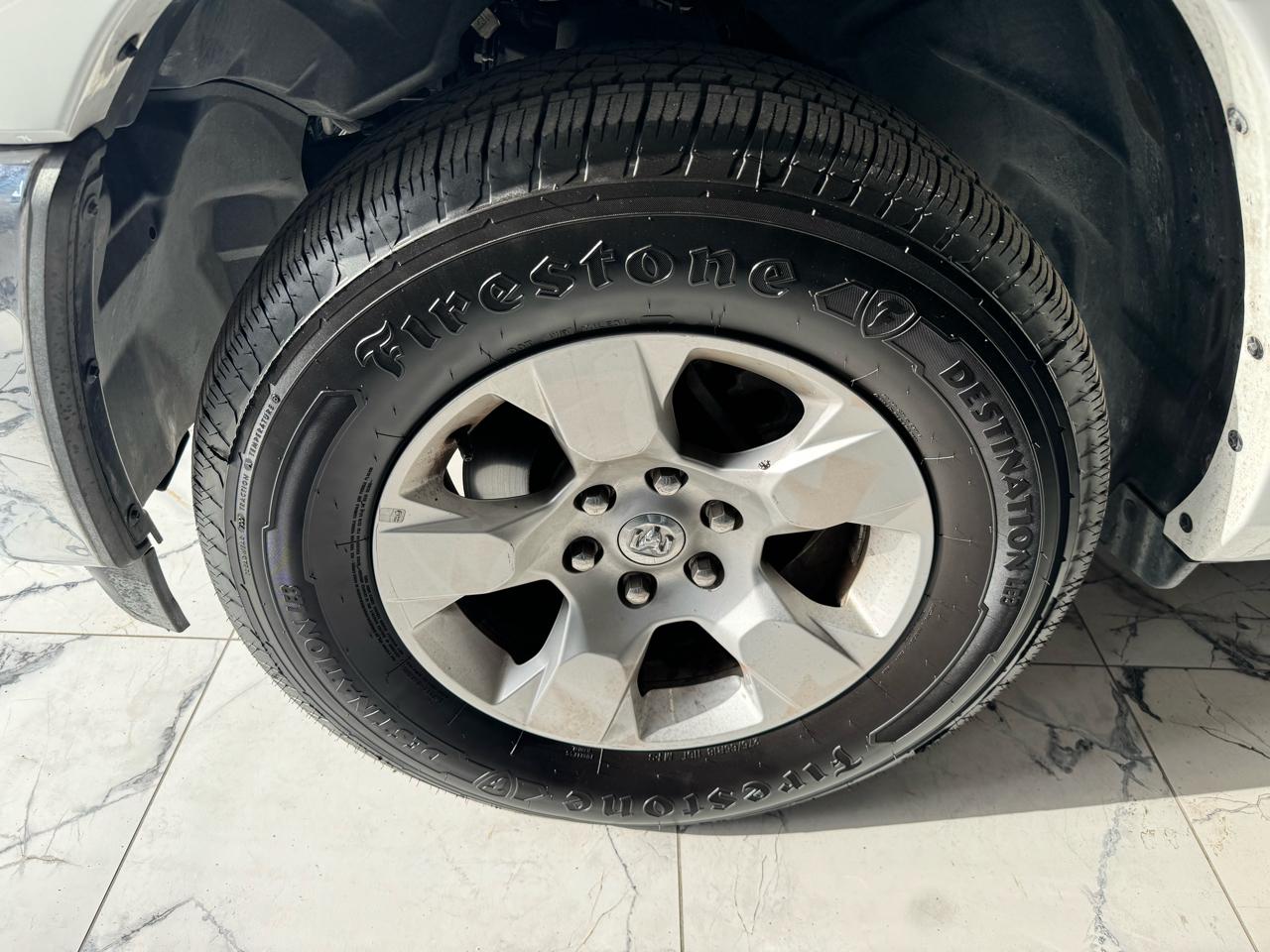 RAM 1500 Big Horn 4x4 Crew Cab 5'7" Box 2025