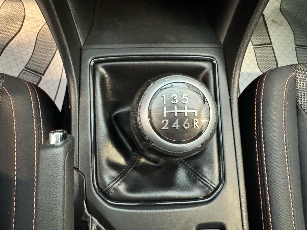 Subaru Crosstrek Premium Manual 2021