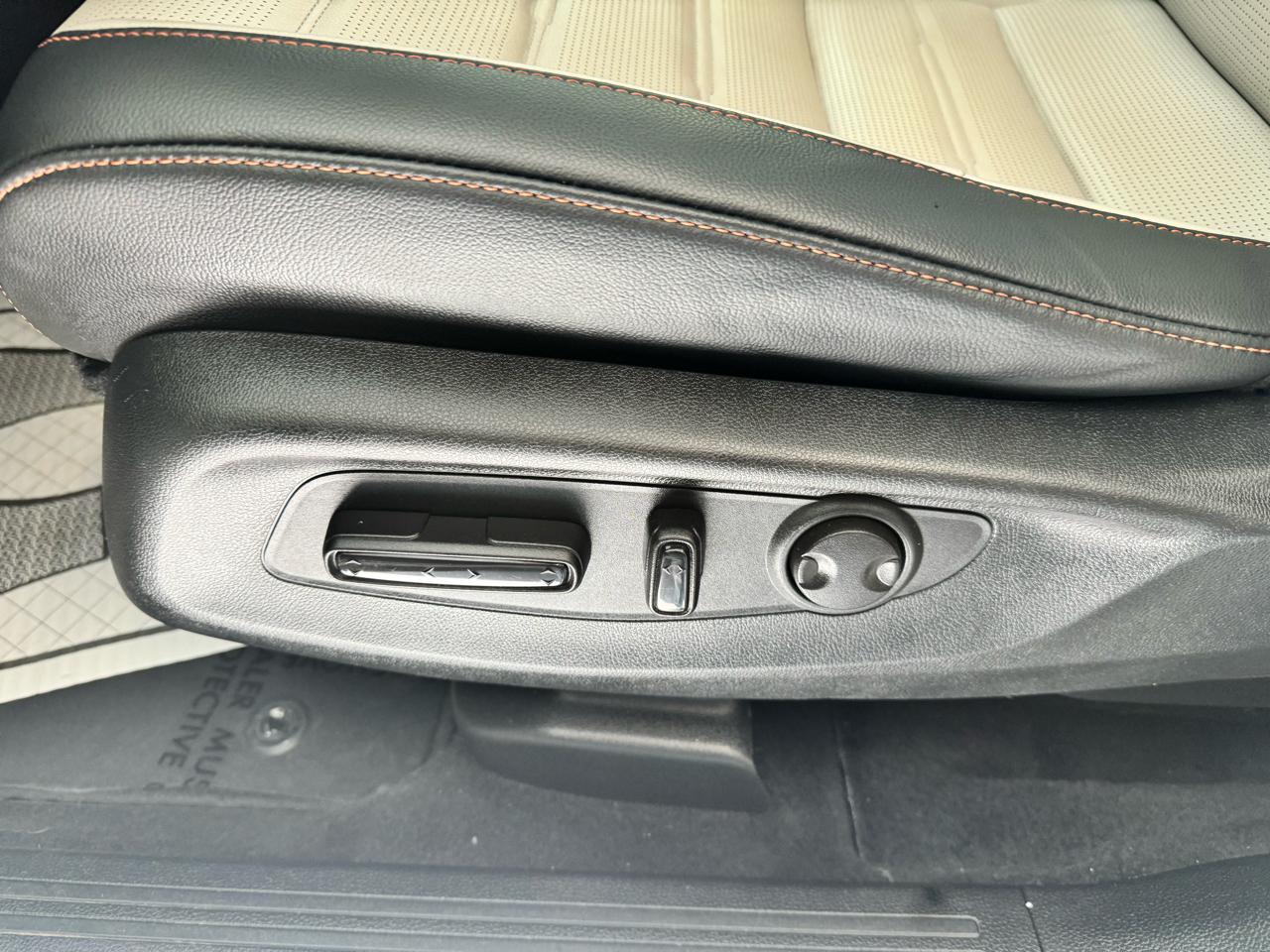 Honda CR-V Hybrid Sport Touring AWD 2023