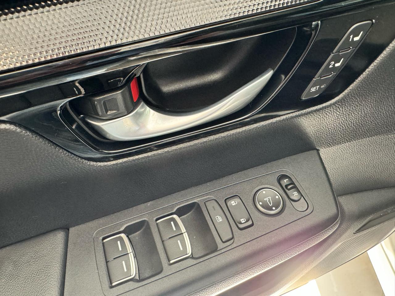 Honda CR-V Hybrid Sport Touring AWD 2023