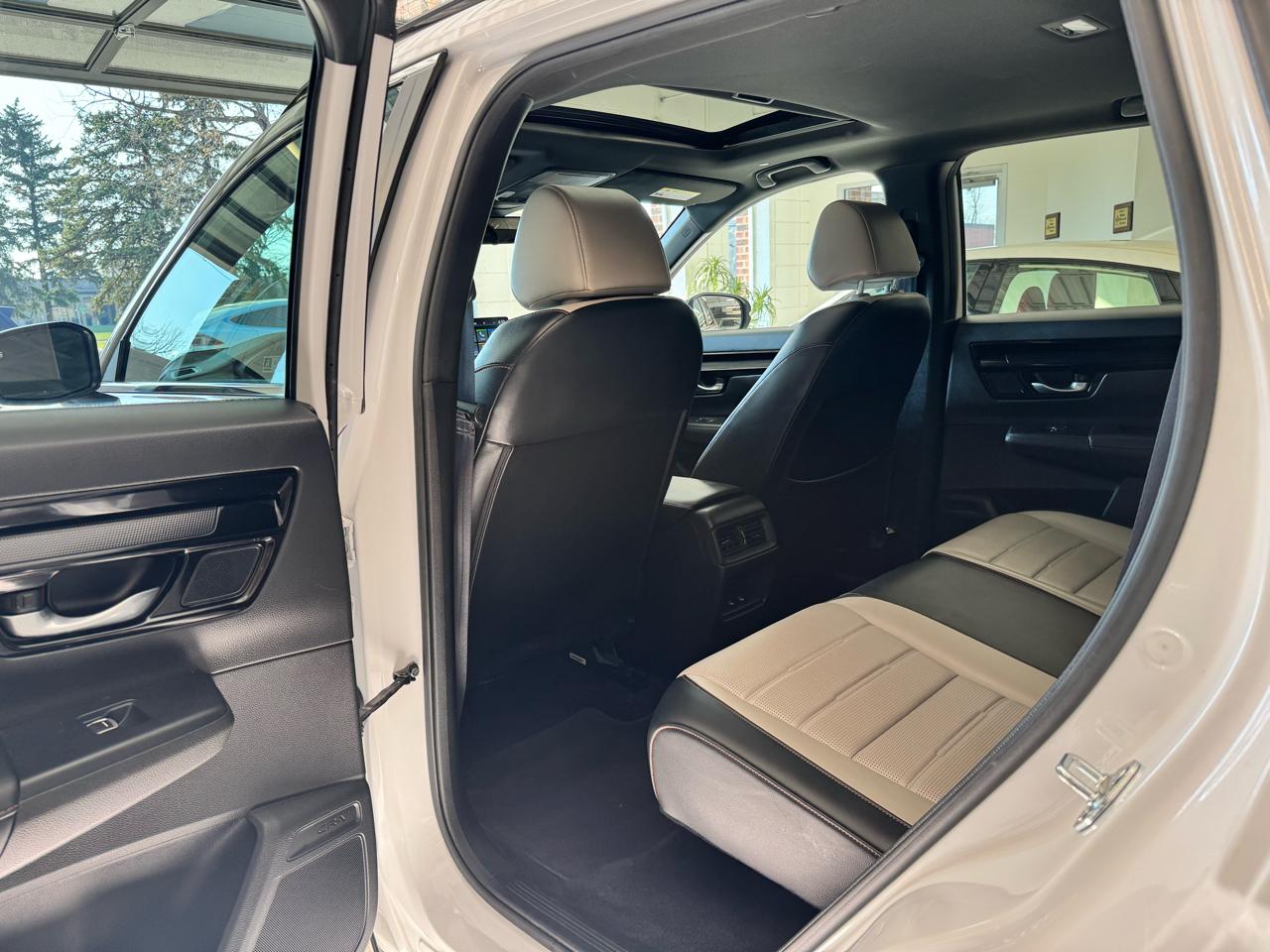 Honda CR-V Hybrid Sport Touring AWD 2023