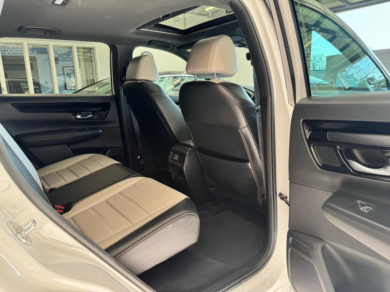 Honda CR-V Hybrid Sport Touring AWD 2023