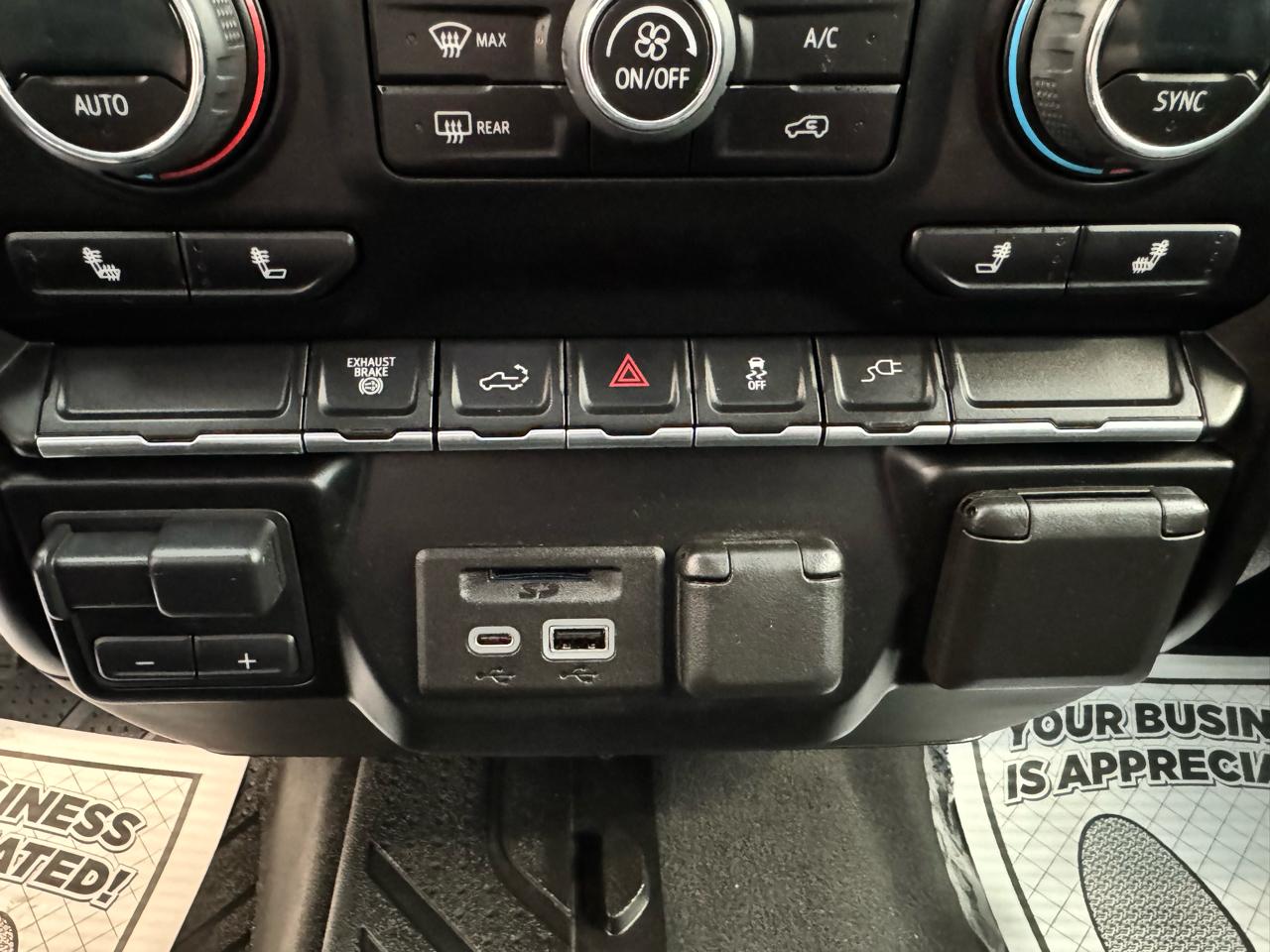 Chevrolet Silverado 2500HD 4WD Crew Cab 172" LT 2023