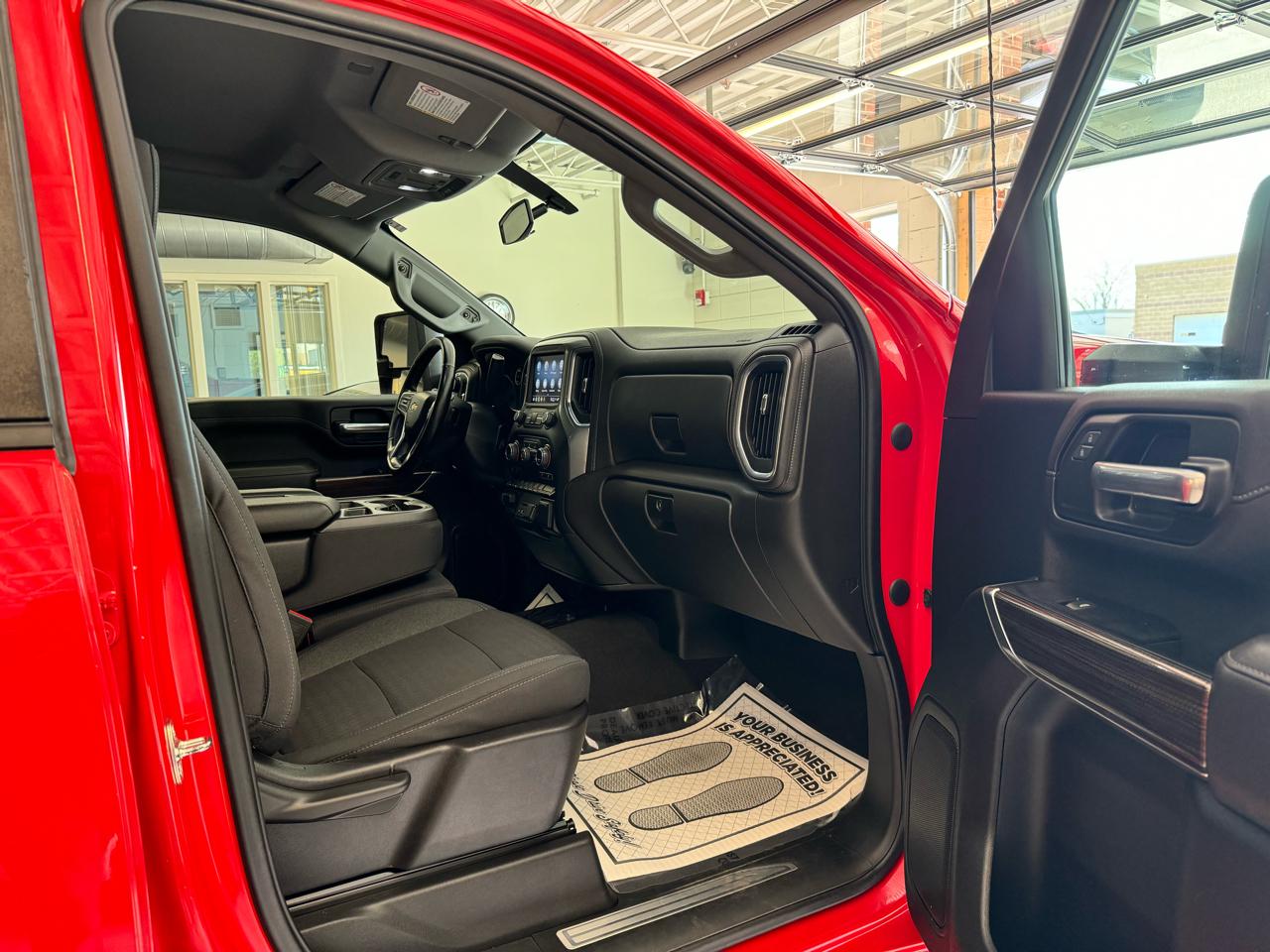 Chevrolet Silverado 2500HD 4WD Crew Cab 172" LT 2023