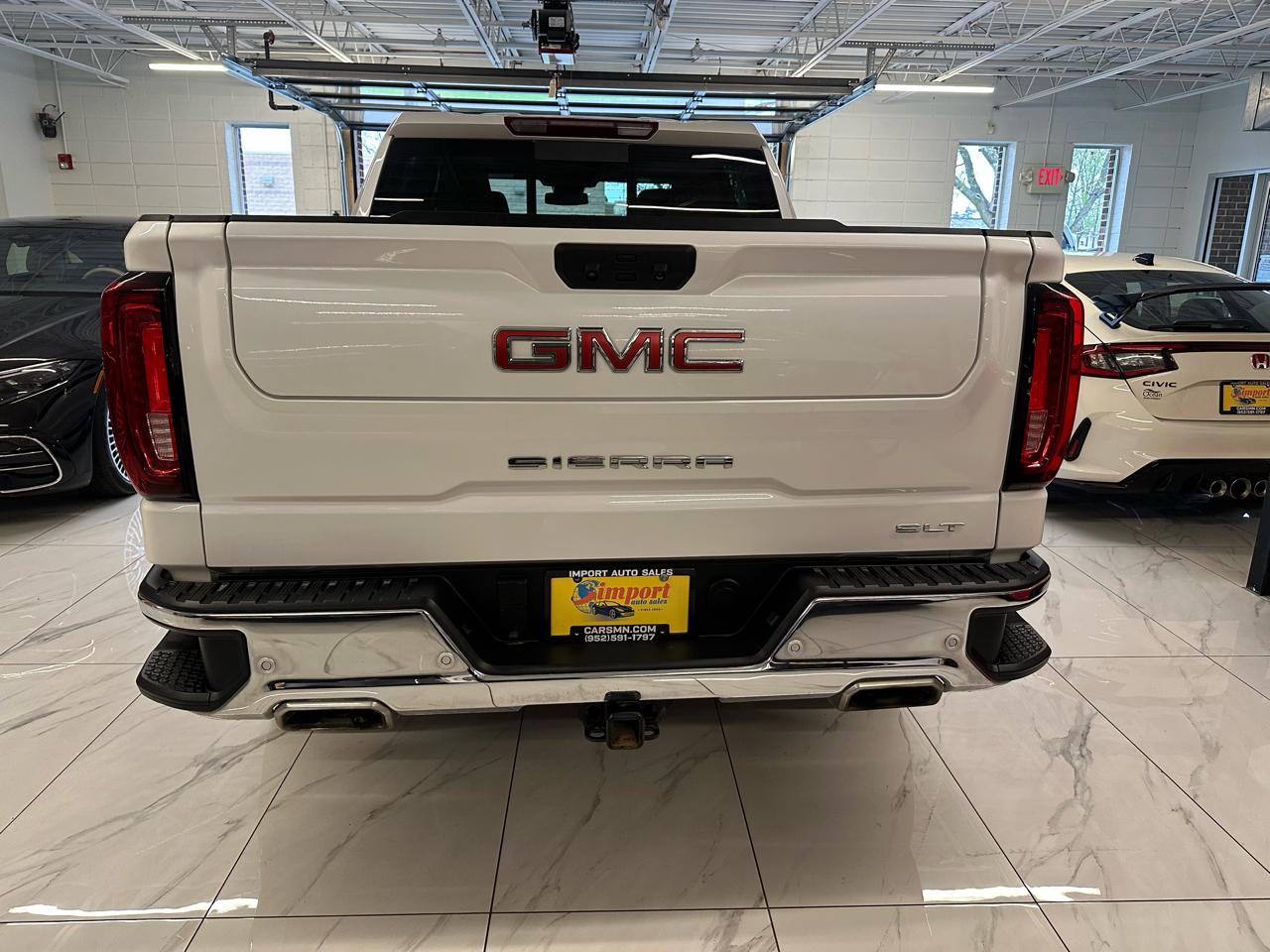 GMC Sierra 1500 4WD Crew Cab 147" SLT 2025