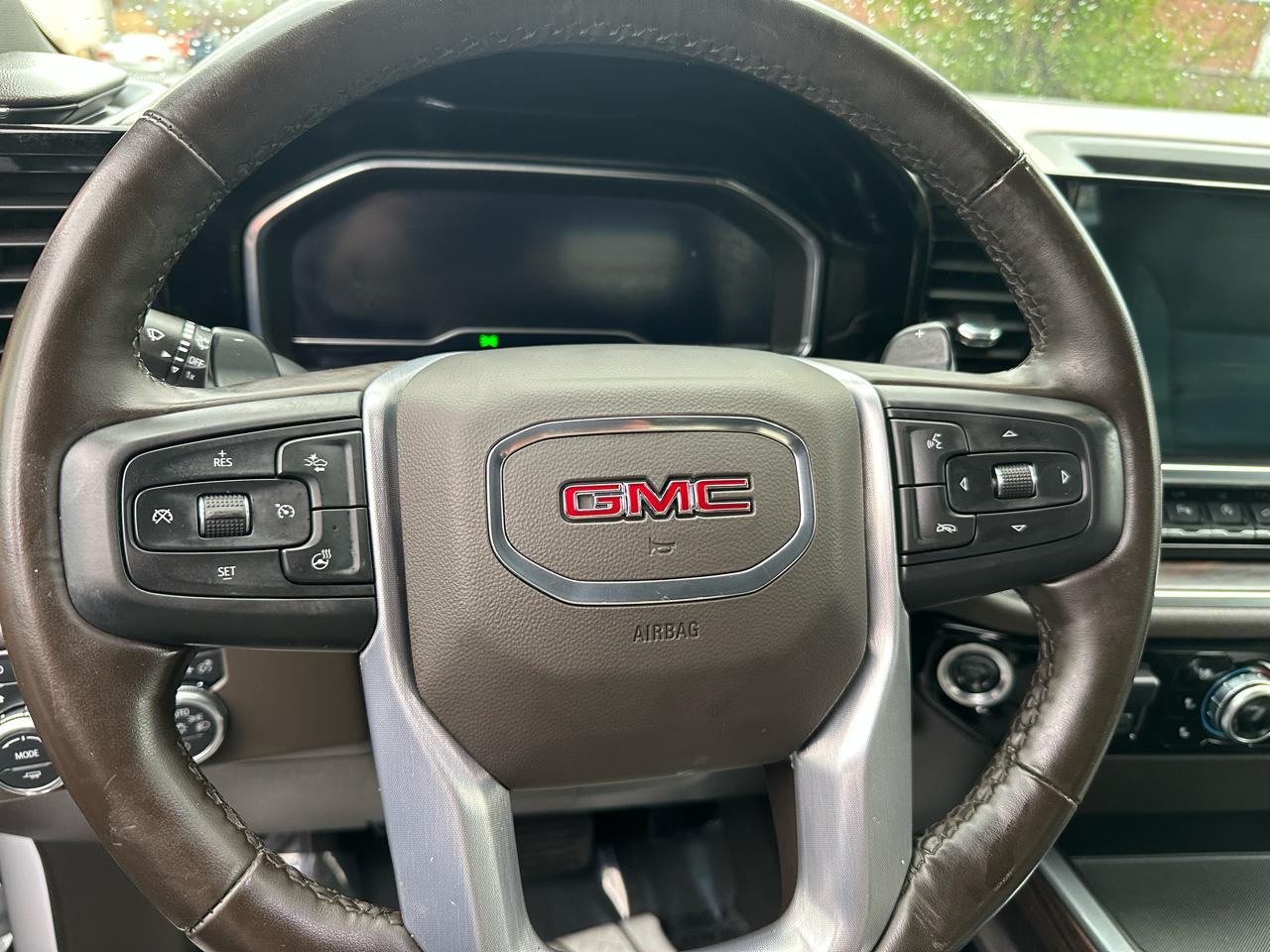 GMC Sierra 1500 4WD Crew Cab 147" SLT 2025