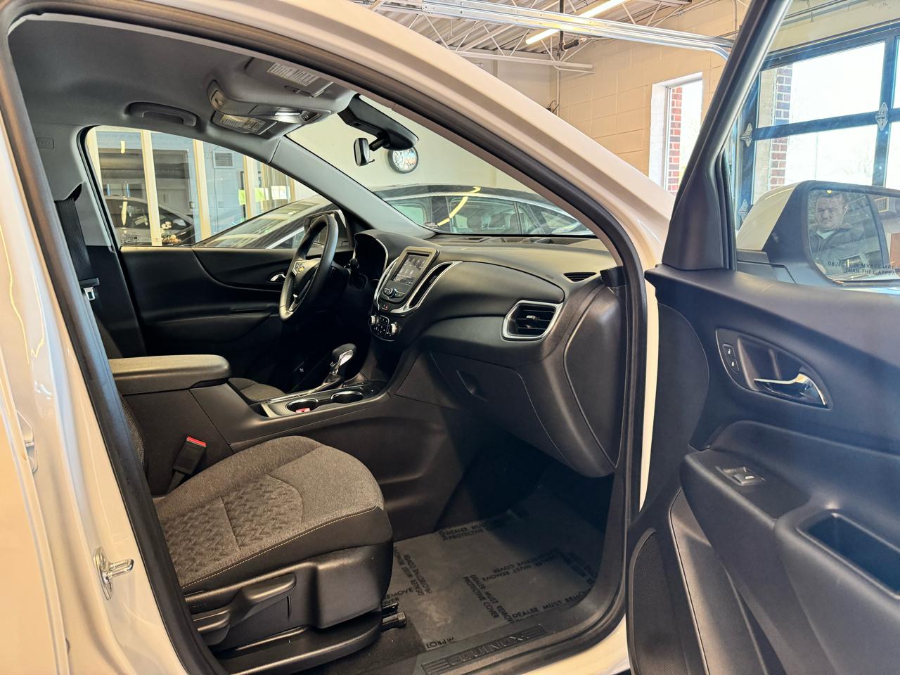 Chevrolet Equinox AWD 4dr LT w/1LT 2024