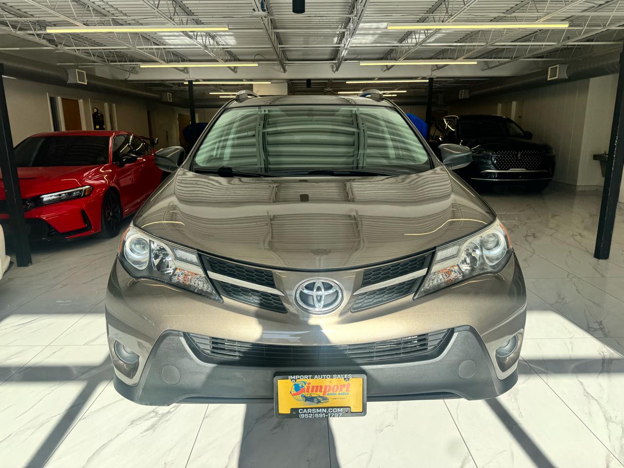 Toyota RAV4 AWD 4dr LE (Natl) 2015