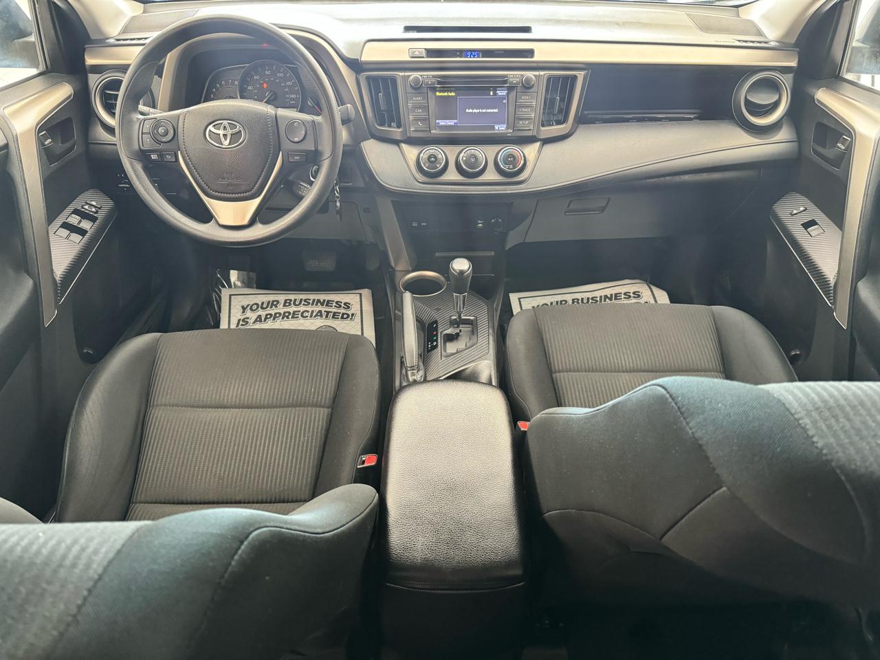 Toyota RAV4 AWD 4dr LE (Natl) 2015