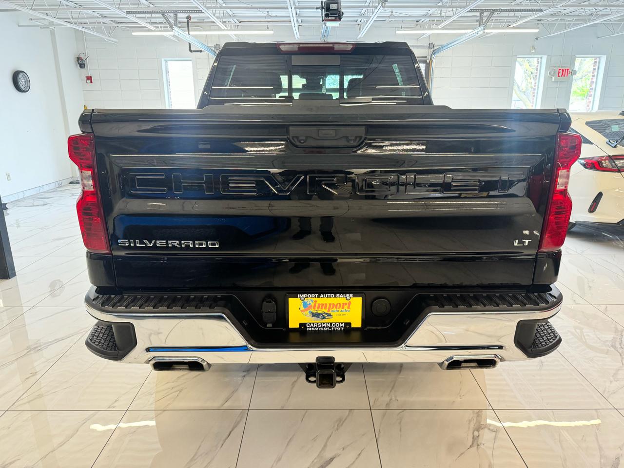 Chevrolet Silverado 1500 4WD Crew Cab 147" LT w/1LT 2025