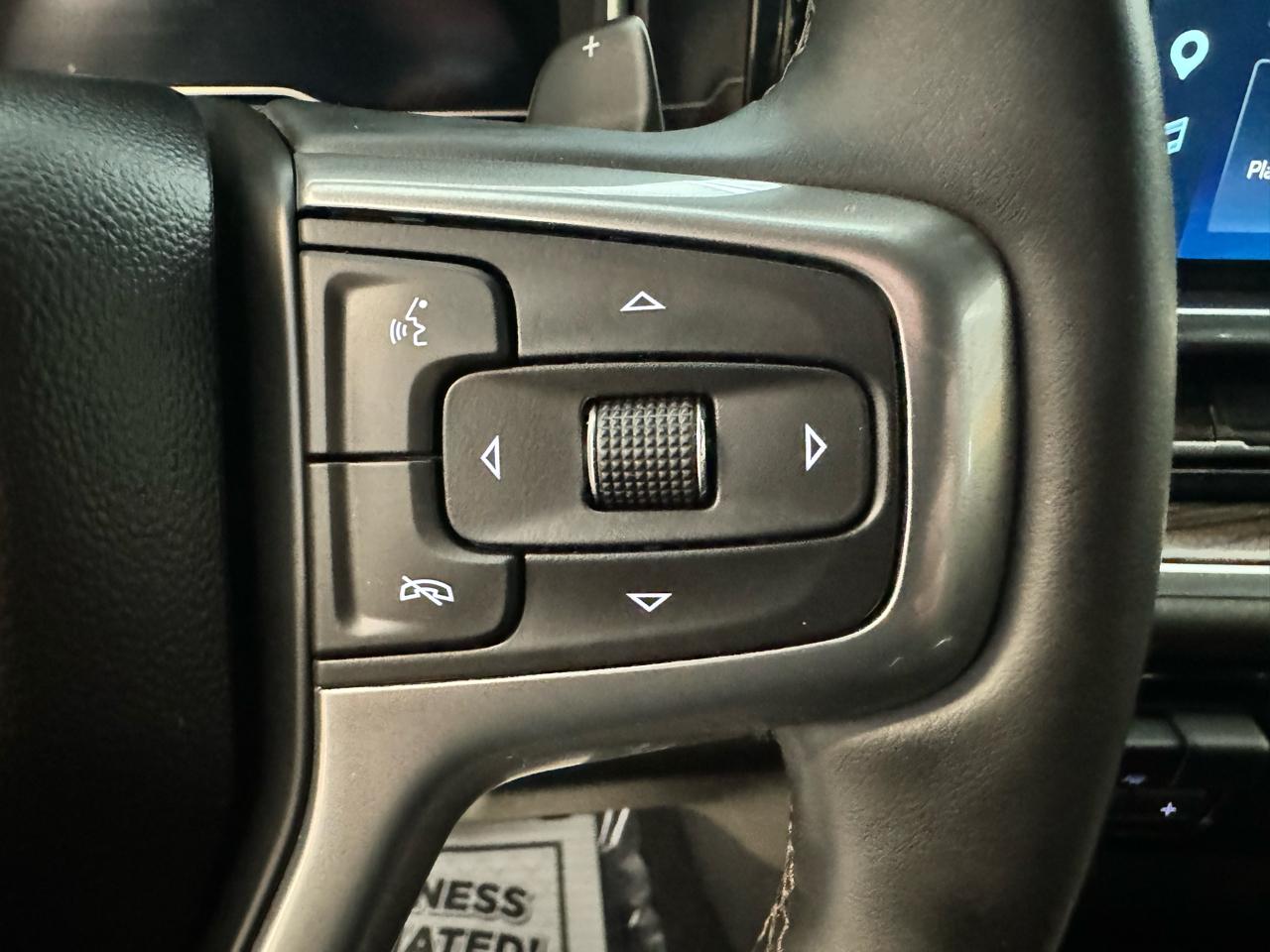 Chevrolet Silverado 1500 4WD Crew Cab 147" LT w/1LT 2025