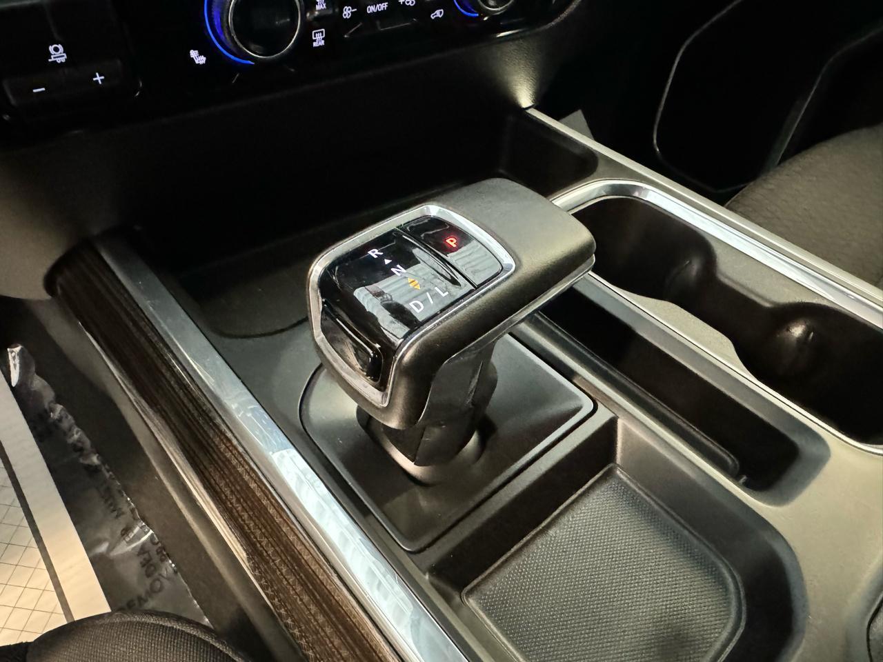 Chevrolet Silverado 1500 4WD Crew Cab 147" LT w/1LT 2025