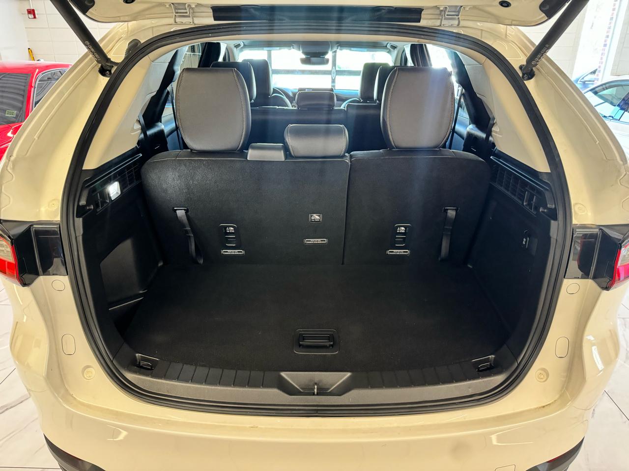 Mazda CX-90 3.3 Turbo Select Package 2025