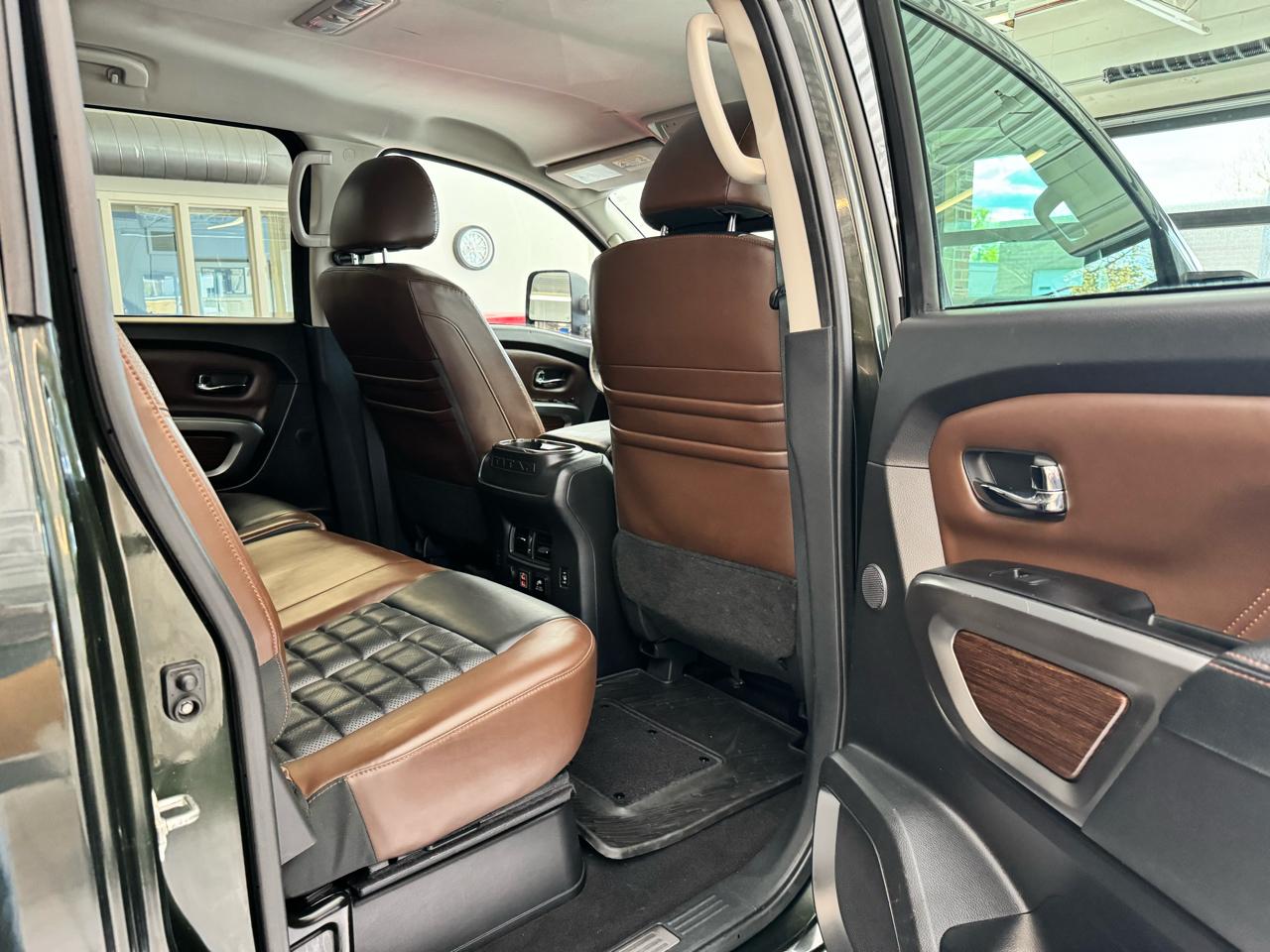 Nissan Titan XD 4x4 Gas Crew Cab Platinum Reserve 2019