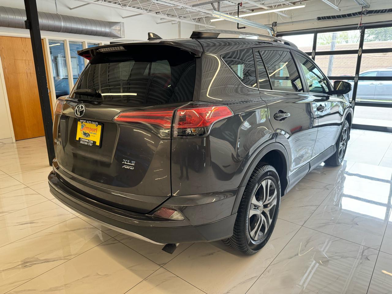 Toyota RAV4 AWD 4dr LE (Natl) 2016