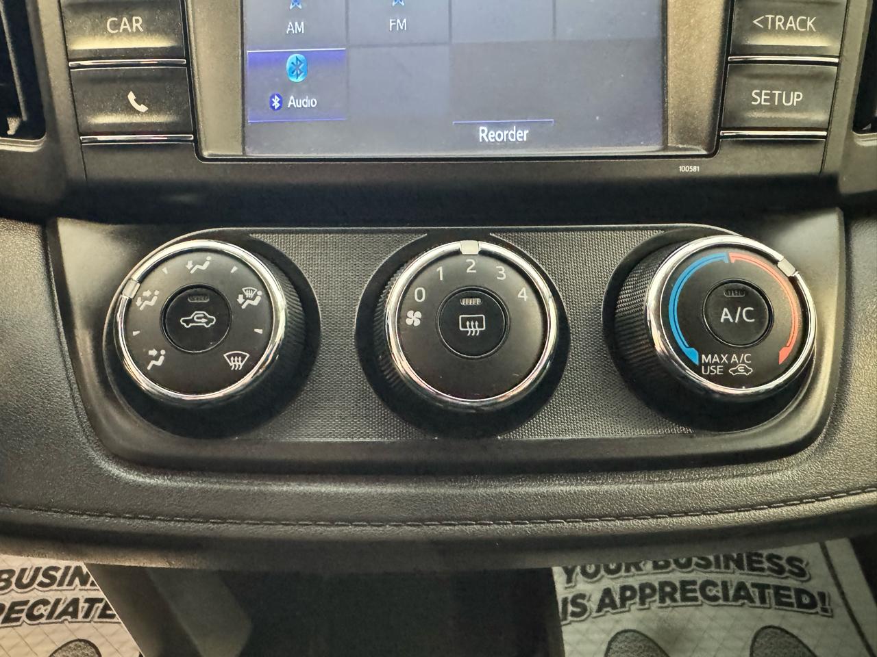 Toyota RAV4 AWD 4dr LE (Natl) 2016