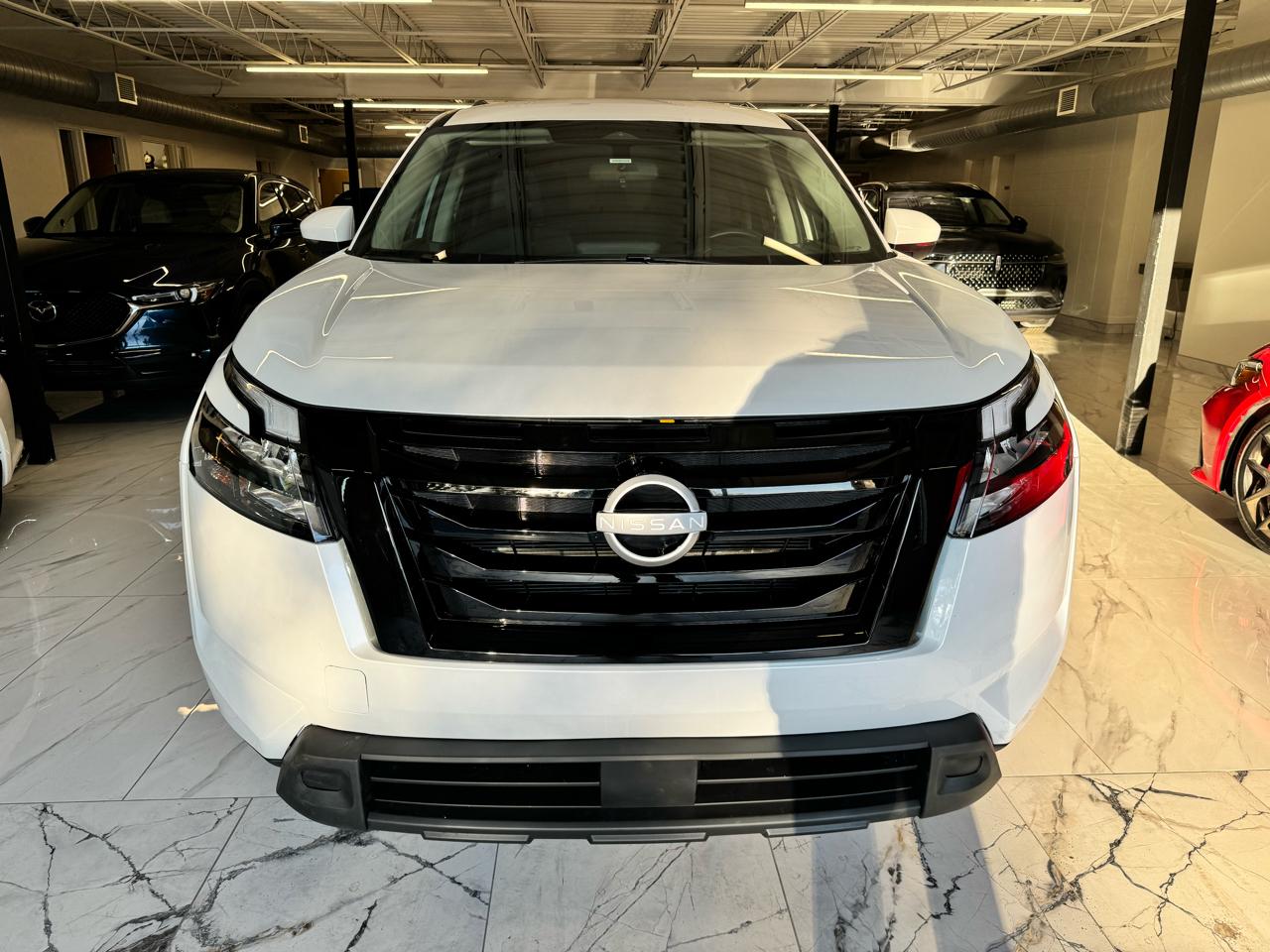 Nissan Pathfinder SV 4WD 2025