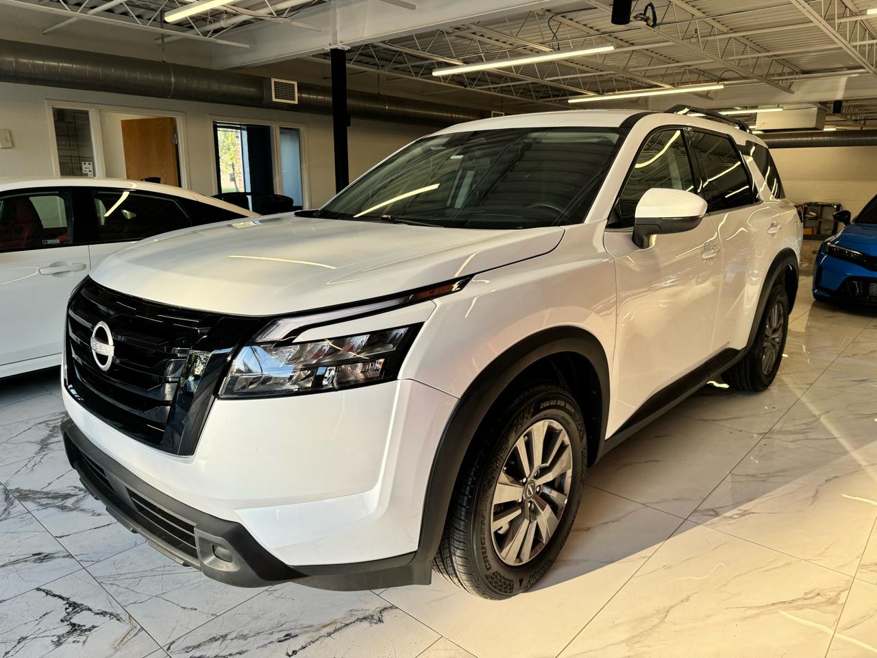 Nissan Pathfinder SV 4WD 2025