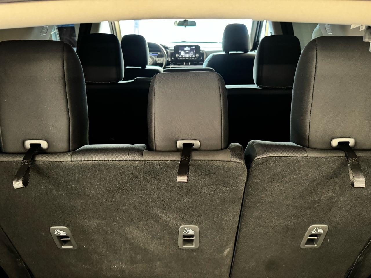 Nissan Pathfinder SV 4WD 2025