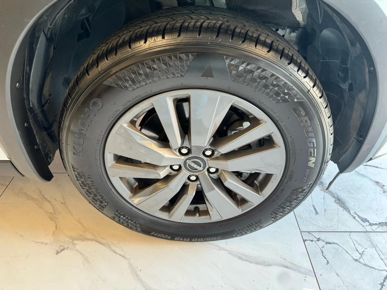 Nissan Pathfinder SV 4WD 2025