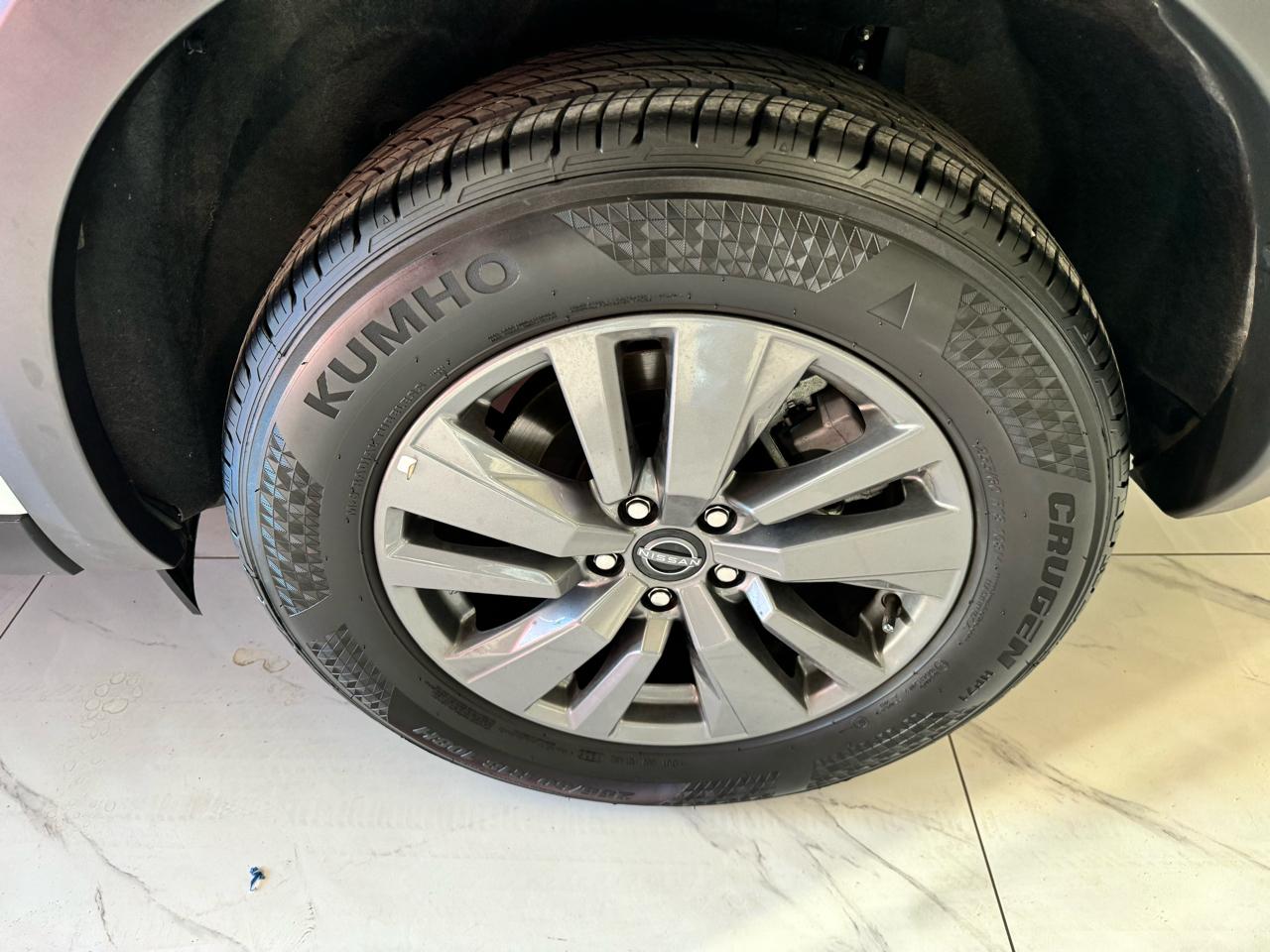 Nissan Pathfinder SV 4WD 2025