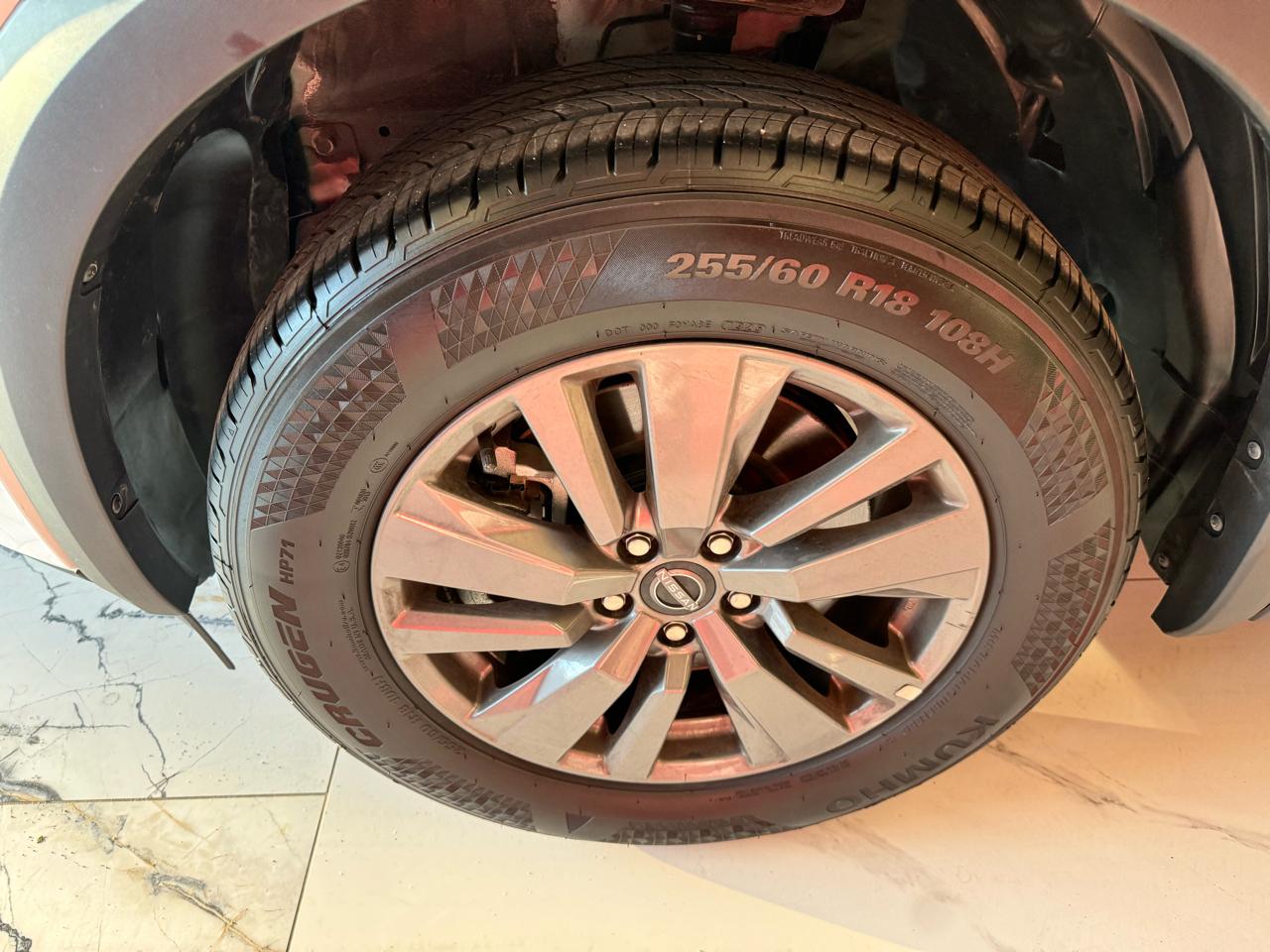 Nissan Pathfinder SV 4WD 2025