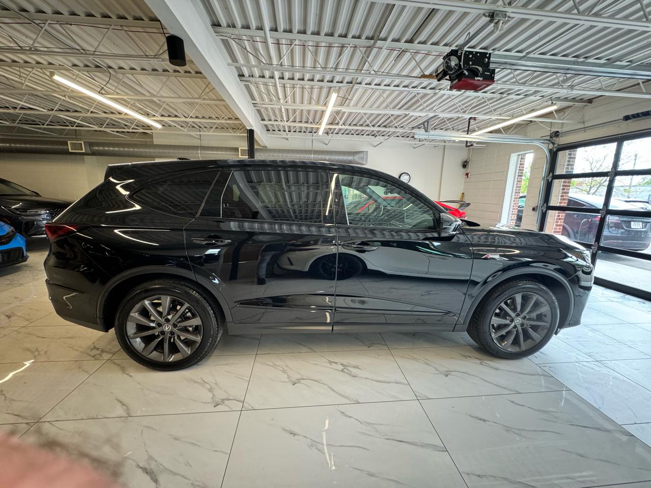 Acura MDX SH-AWD w/A-Spec Package 2025