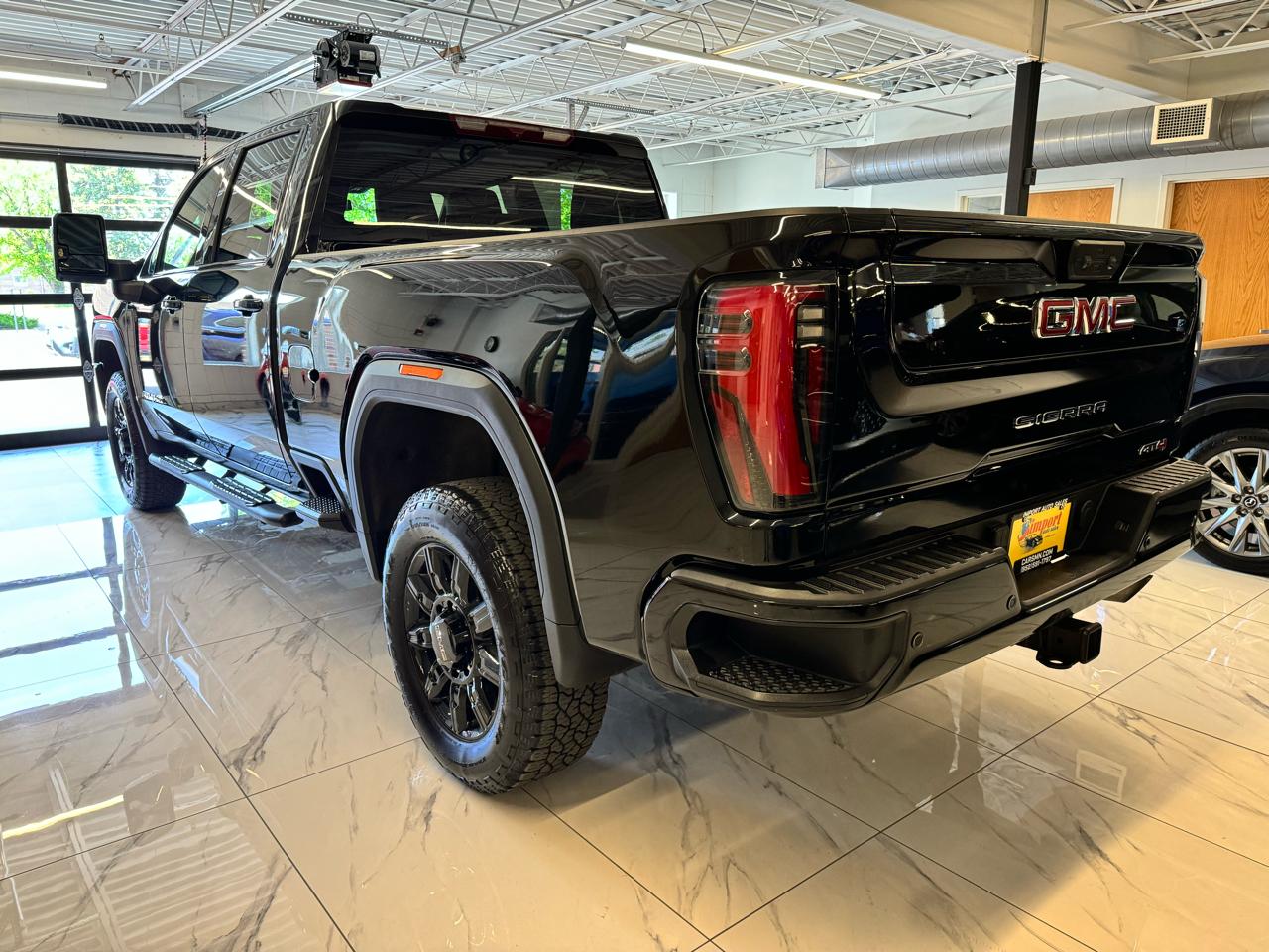 GMC Sierra 2500HD 4WD Crew Cab 159" AT4 2024