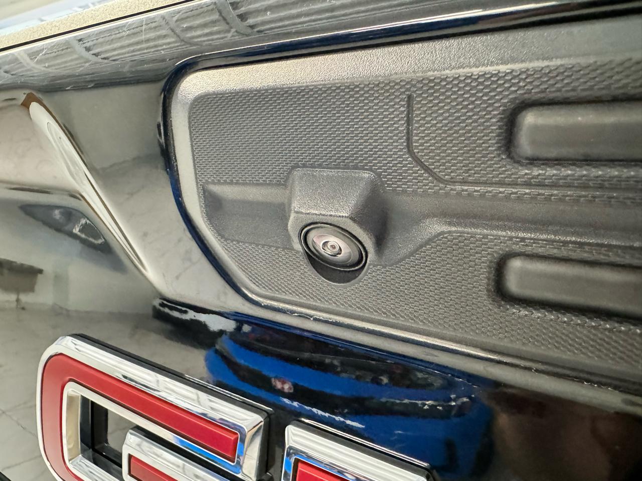 GMC Sierra 2500HD 4WD Crew Cab 159" AT4 2024