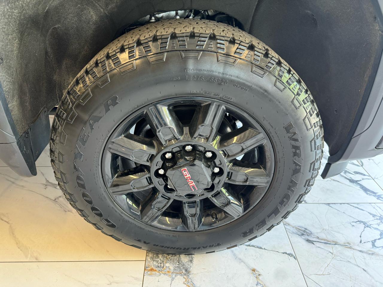 GMC Sierra 2500HD 4WD Crew Cab 159" AT4 2024