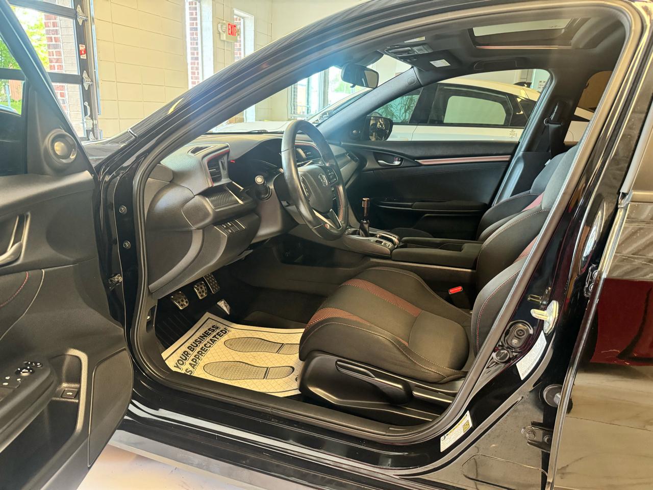 Honda Civic Si Sedan Manual w/Summer Tires 2020