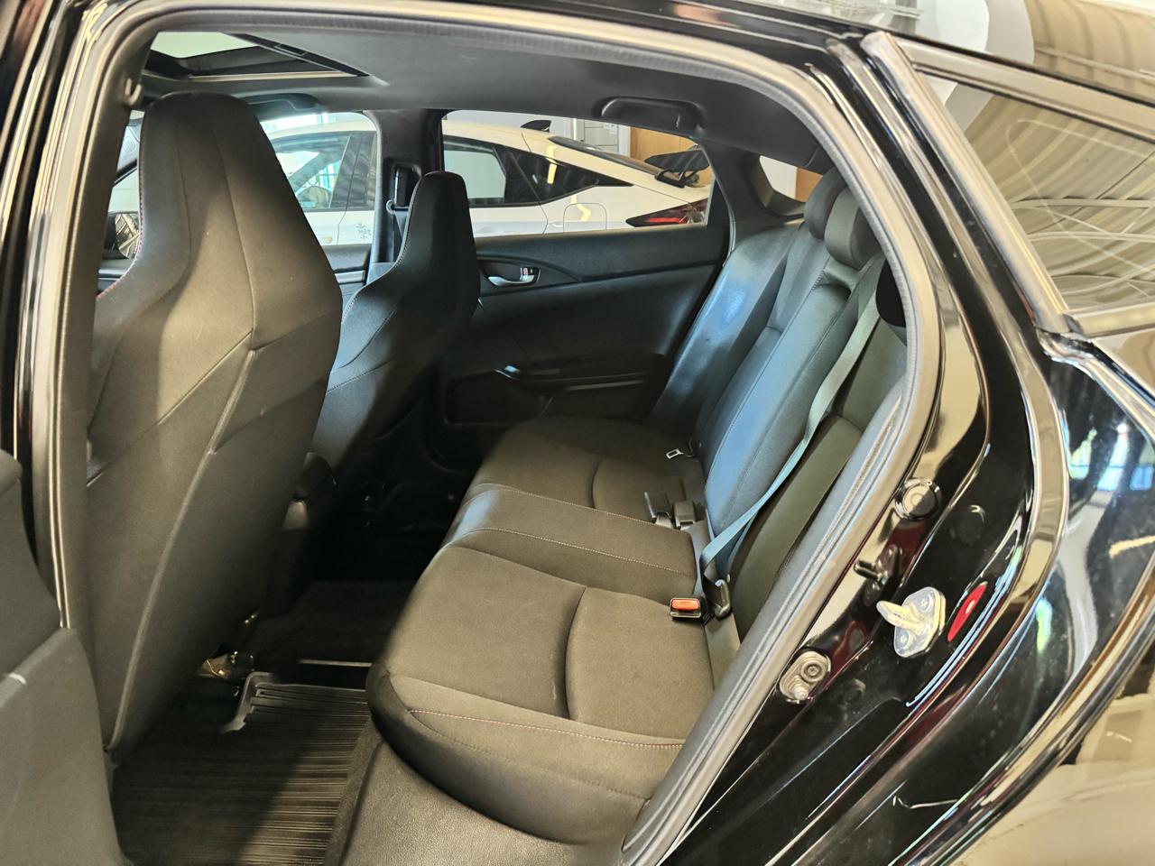 Honda Civic Si Sedan Manual w/Summer Tires 2020