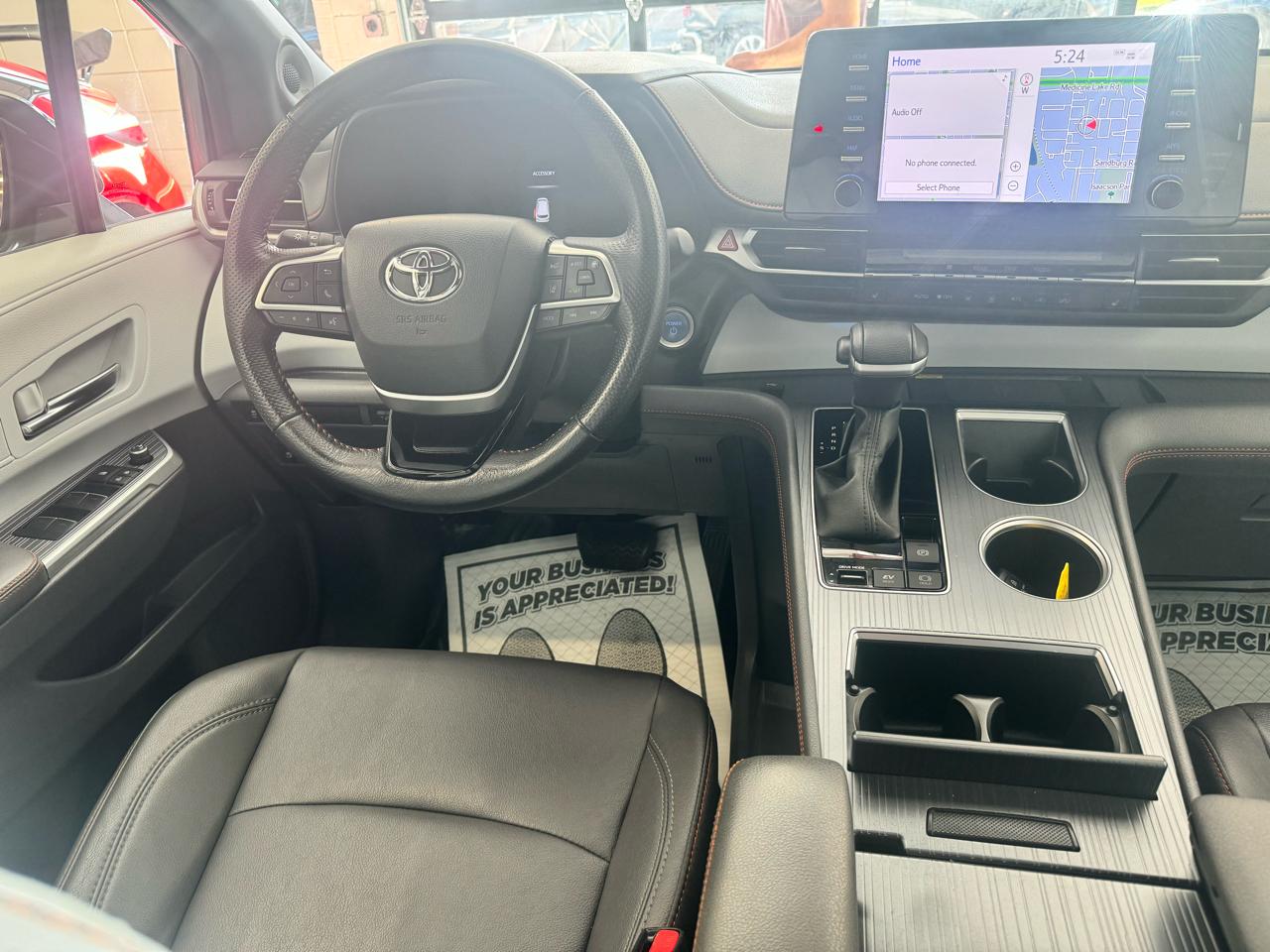 Toyota Sienna XSE AWD 7-Passenger (Natl) 2023